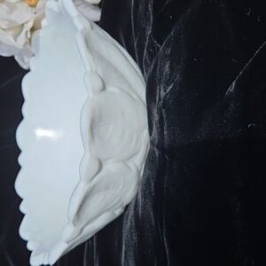 Indiana Glass Co. Wild Rose Milk Glass Bowl
